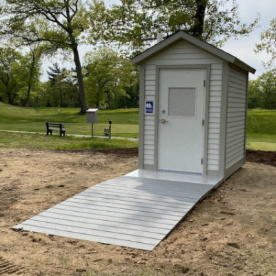 Clivus restroom at 5th Tee